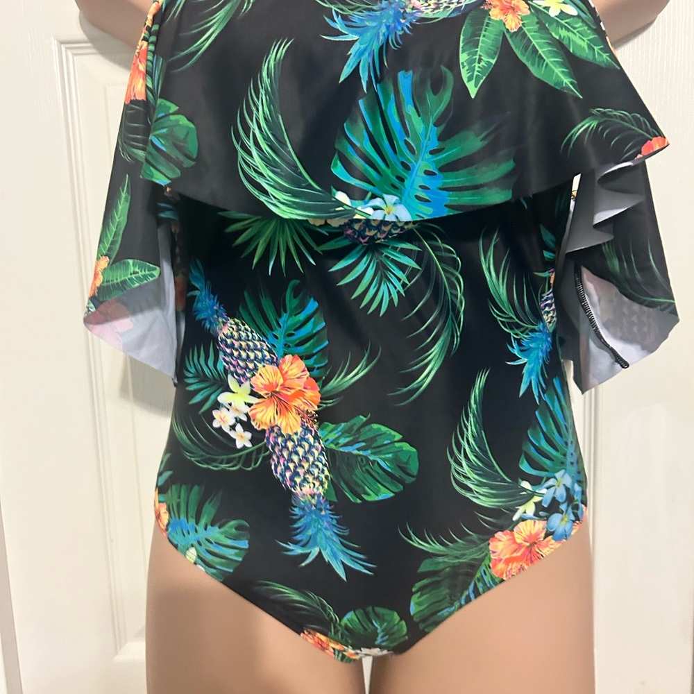 Tropical plus size Swimwear